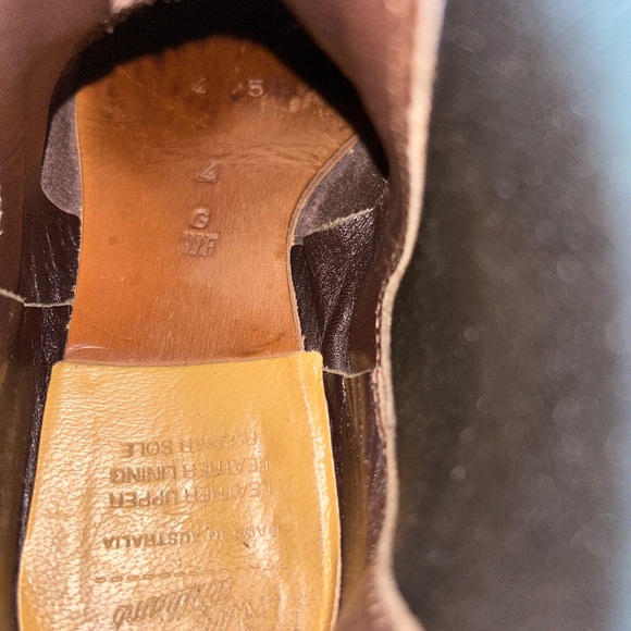 R M Williams brown leather boots - Picture 11 of 13